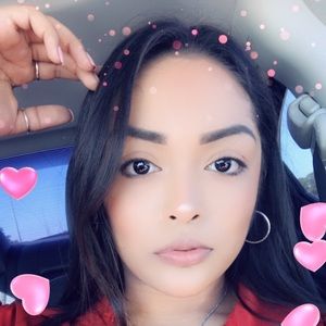 Meet your Posher, Isabel